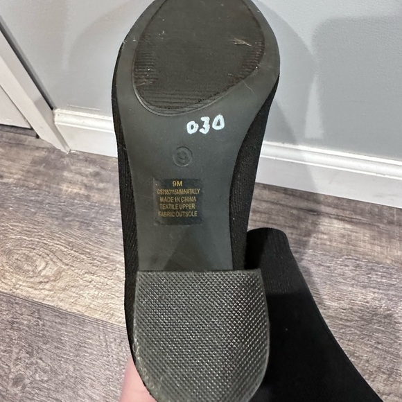 Black Heel Boots - Picture 6 of 7